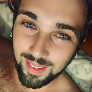 Meet your Posher, Clinton